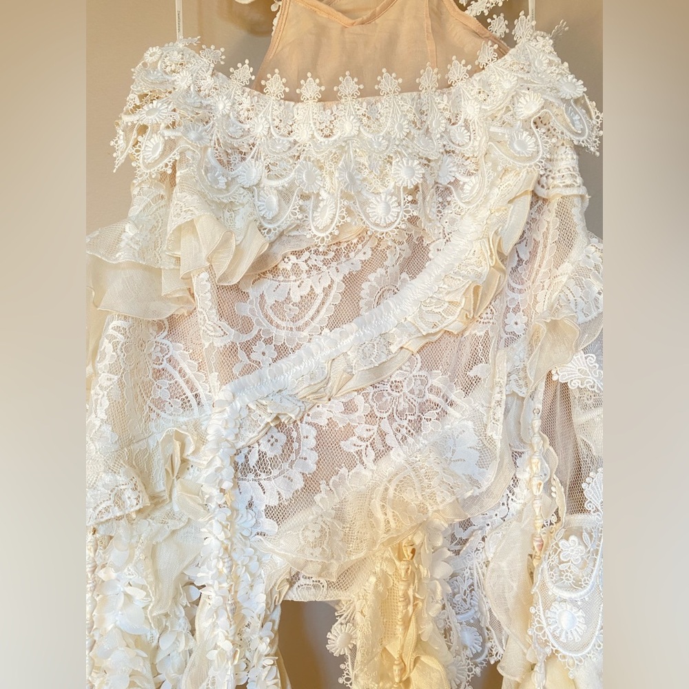 $3,750 Zimmermann Wonderland Lace Frill Dress  Ready to Wear AU1 - Picture 10 of 12